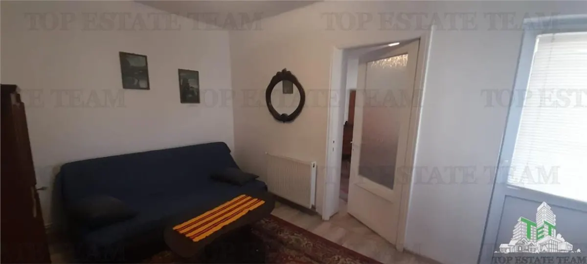 Unirii Marasesti Apartment in Villa, First Floor of Two - foto 3