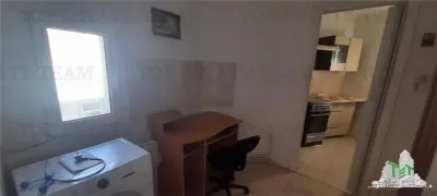 Unirii Marasesti Apartment in Villa, First Floor of Two - foto 7