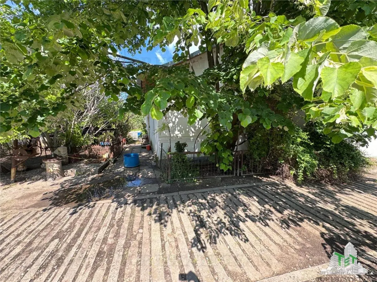 House for Sale - Movilita, Ialomita County - 2000 sqm Land, Boulevard Frontage - foto 5