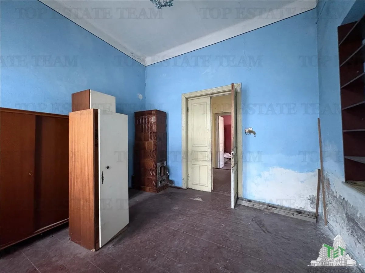 Historic Character House with Restoration Potential, ICIL Zone, Constanța - foto 2