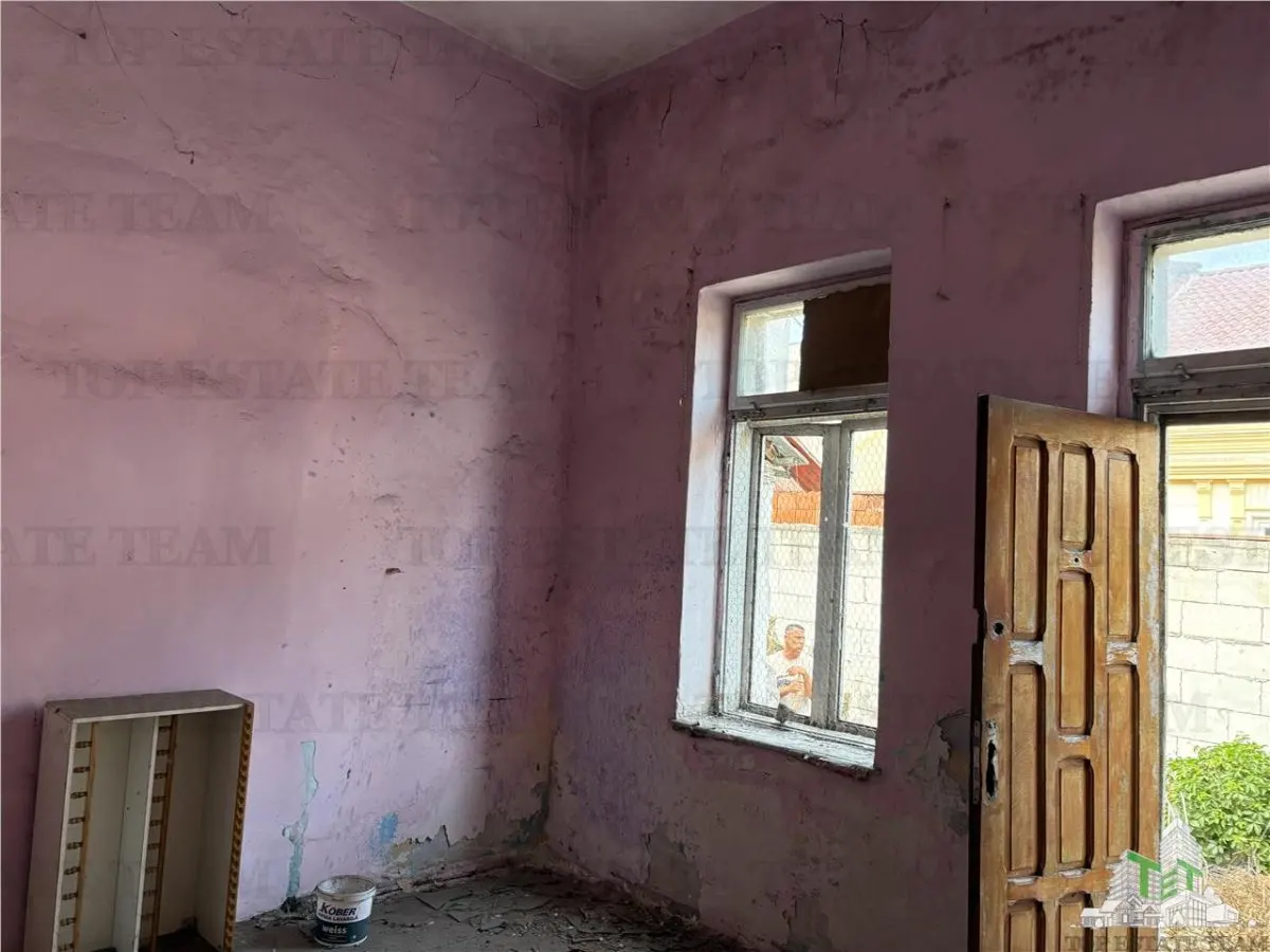 Historic Character House with Restoration Potential, ICIL Zone, Constanța - foto 17