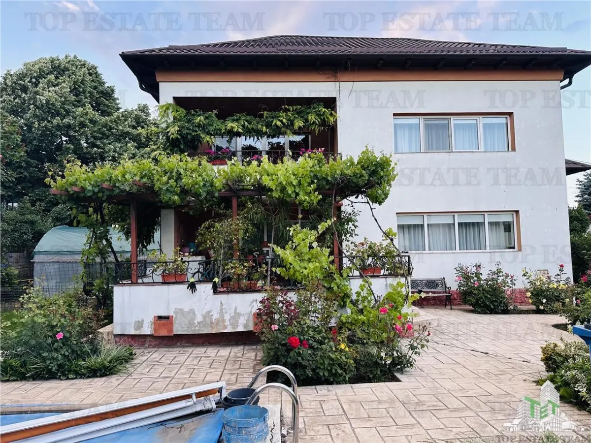 Exceptional 6-Bedroom Villa 450 sqm, 1000 sqm Plot with Pool, Rosu-Padure - foto 1