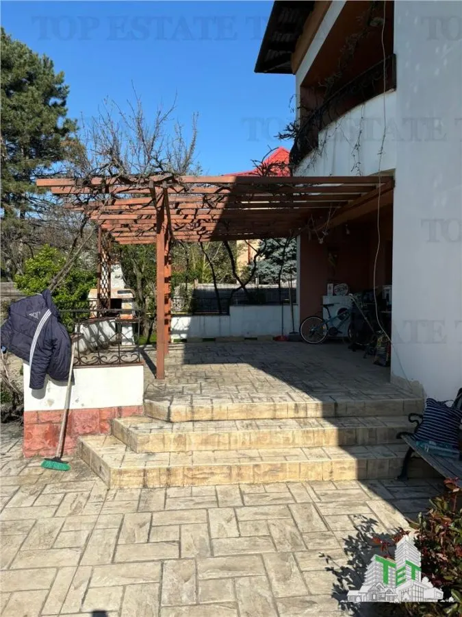 Exceptional 6-Bedroom Villa 450 sqm, 1000 sqm Plot with Pool, Rosu-Padure - foto 8