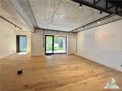 2-Bedroom Loft-Style Apartment with Private Garden - foto 2