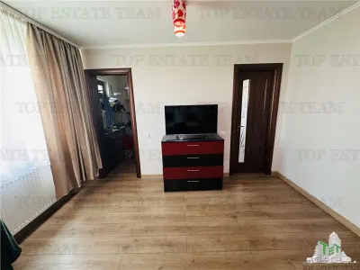 Exceptional Villa 360 sqm, 524 sqm Plot, 6 Bedrooms, Ground + First + Attic, ROSU - foto 22