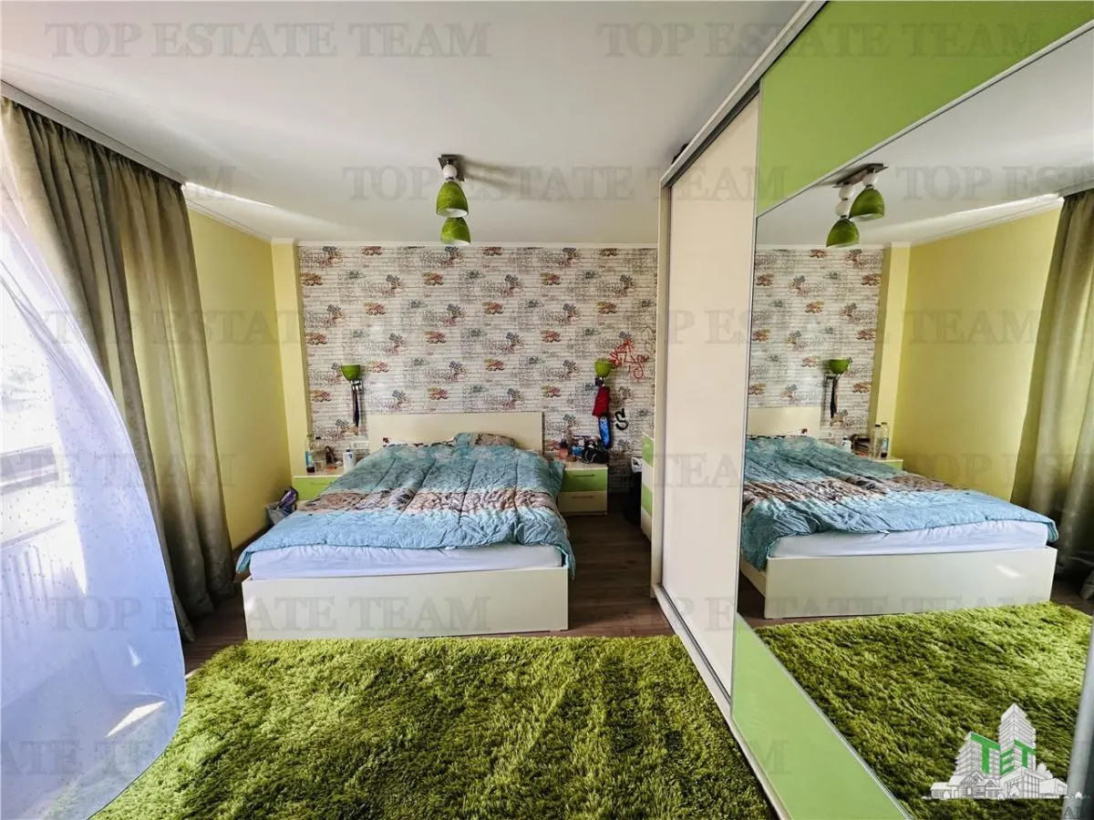 Exceptional Villa 360 sqm, 524 sqm Plot, 6 Bedrooms, Ground + First + Attic, ROSU - foto 24