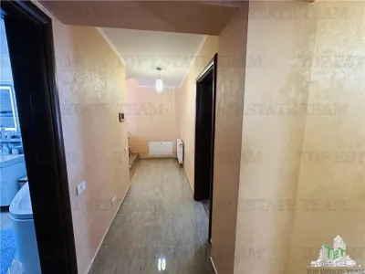 Exceptional Villa 360 sqm, 524 sqm Plot, 6 Bedrooms, Ground + First + Attic, ROSU - foto 25