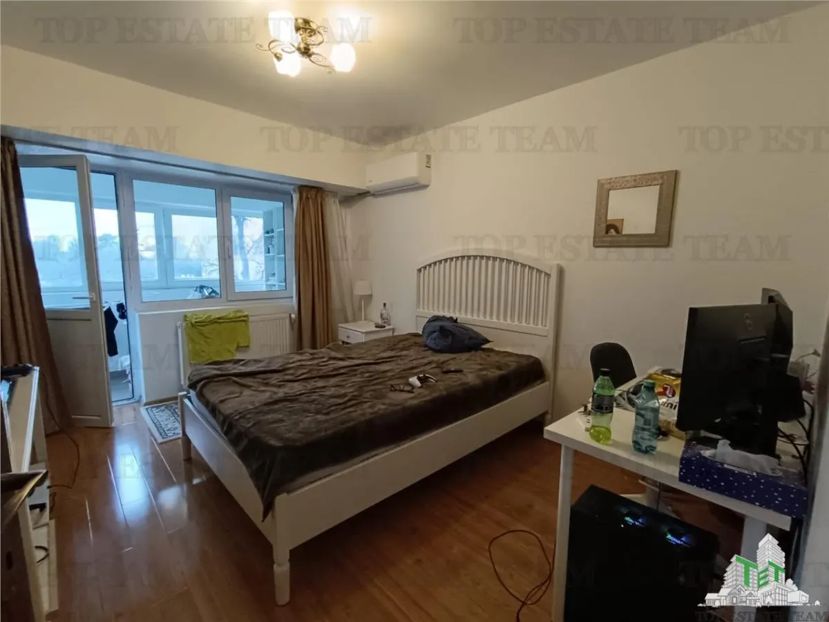 Three-Bedroom Apartment for Sale, Ion Mihalache, Bucharest - foto 2