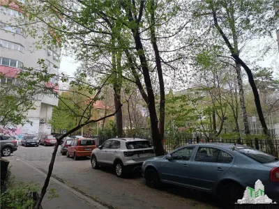 Three-Bedroom Apartment for Sale, Ion Mihalache, Bucharest - foto 13