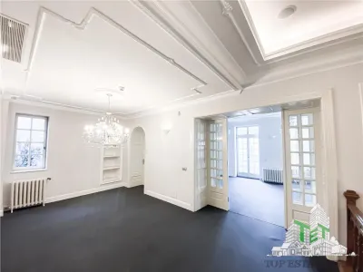 Sale: Restored Interwar Villa with Architectural Heritage in Armeneasca - foto 7