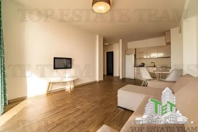 Hotel with 40 Rooms and Commercial Spaces - foto 4