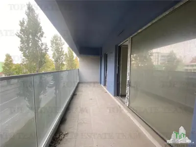 Mamaia: Two-Bedroom Apartment for Sale - Mamaia