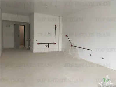 Mamaia: Two-Bedroom Apartment for Sale - foto 7