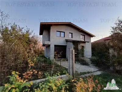 3-Bedroom Villa with 700 sqm Plot for Sale in Frumusani - Frumusani
