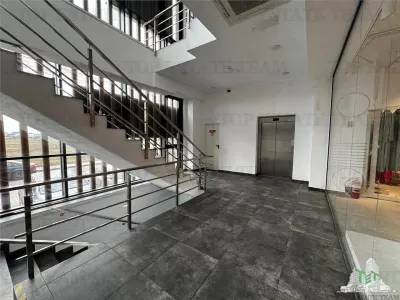 Commercial Space for Sale with Established Tenants | Prime North Location - foto 4