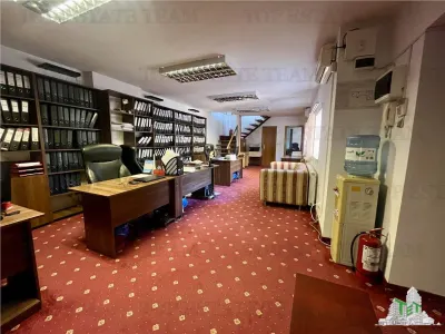 7-Bedroom Duplex | Dacia | 228 sqm | Garage | Central Heating - Bucuresti