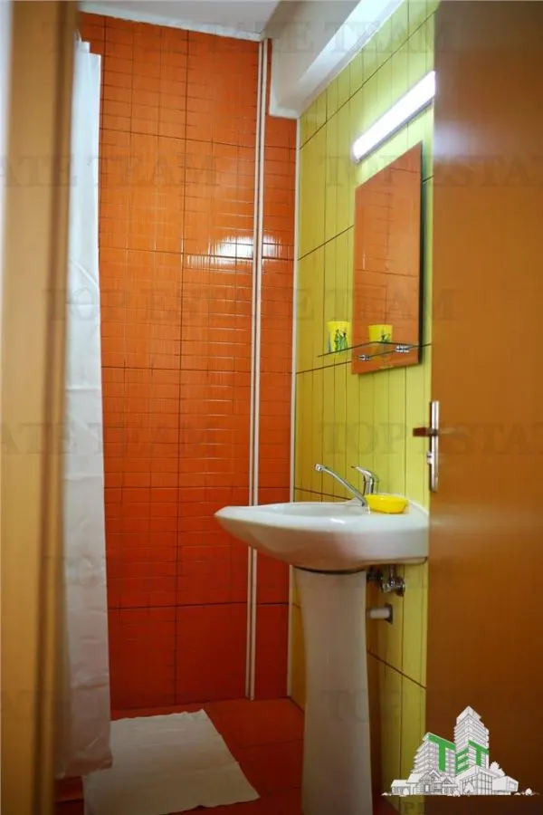 Turnkey Investment Villa, 17 Bedrooms, 17 Bathrooms, Eforie Nord - foto 15