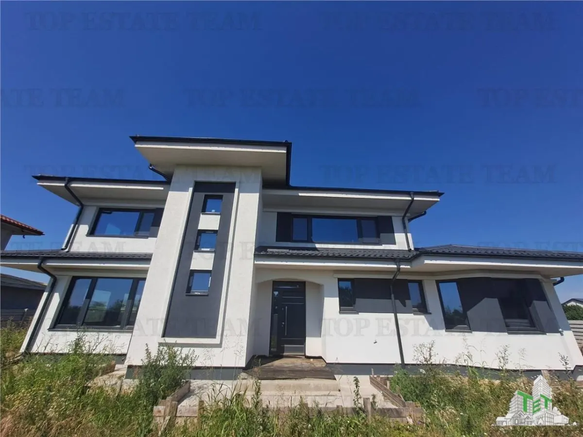 Tudor Villa P+1 with Separate Ground Floor House and 1000 sqm Plot - foto 2