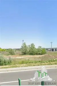 Industrial Space for Sale in Otopeni with 59,900 sqm Land - foto 3