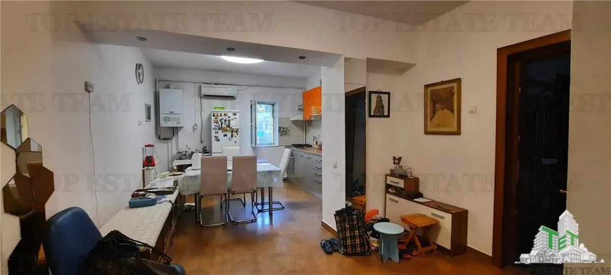 Three-Bedroom Apartment for Sale in Villa Pajura - foto 3