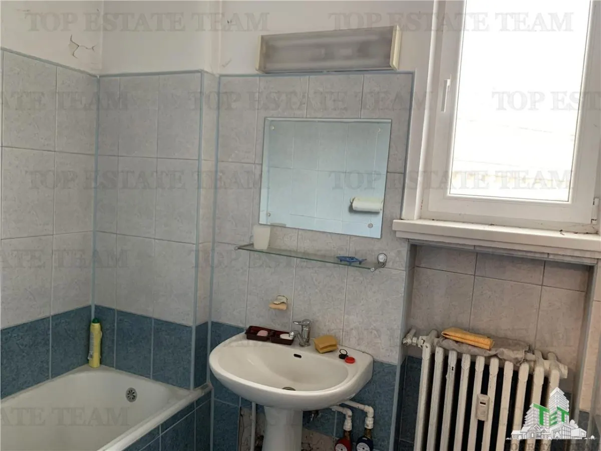 3-Bedroom Apartment for Sale, Piata Romana - foto 6