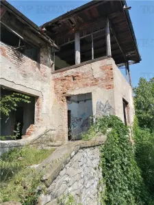 11,230 m² Land with Manor House – Requires Renovation - Breaza de Sus