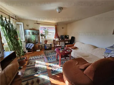 Courtyard House with 646 sqm Plot in Chiajna - foto 2