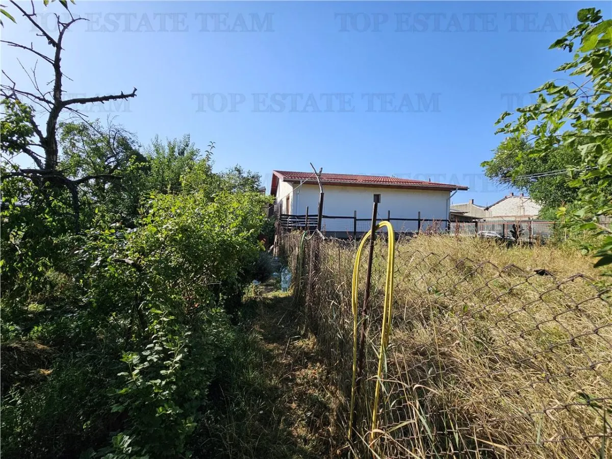 Courtyard House with 646 sqm Plot in Chiajna - foto 7