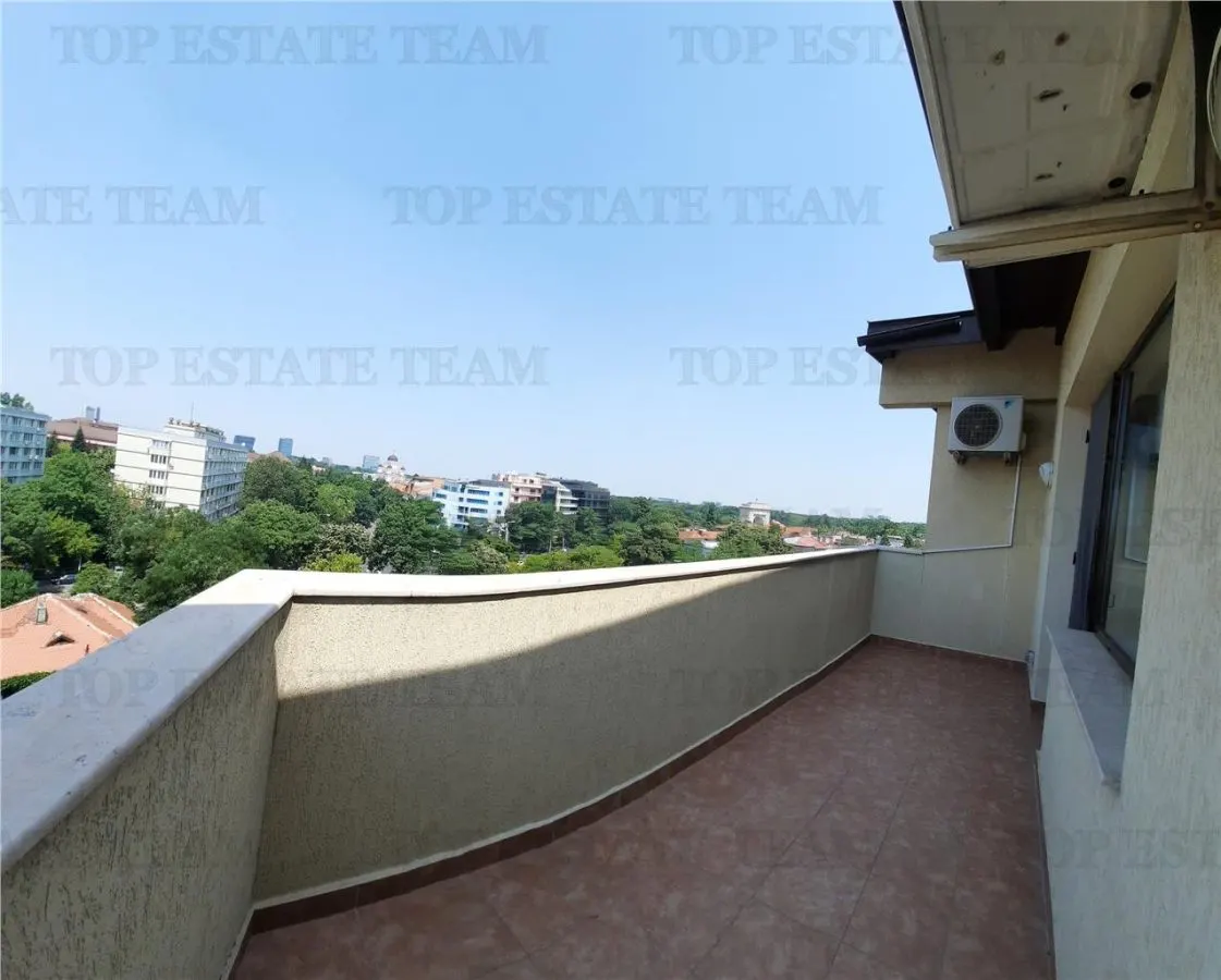 Four-Bedroom Apartment for Rent, Exceptional Views, Arcul de Triumf - foto 17
