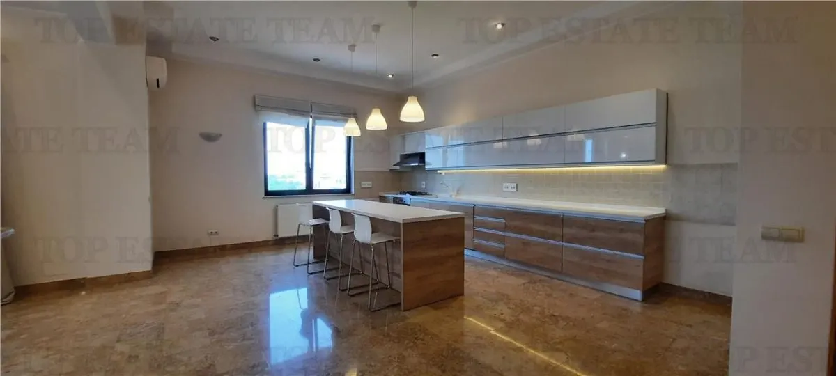 Four-Bedroom Apartment for Rent, Exceptional Views, Arcul de Triumf - foto 6