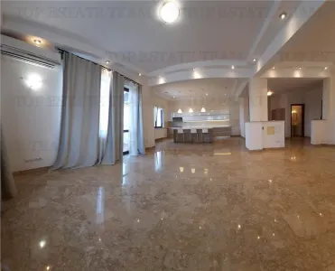 Four-Bedroom Apartment for Rent, Exceptional Views, Arcul de Triumf - foto 8