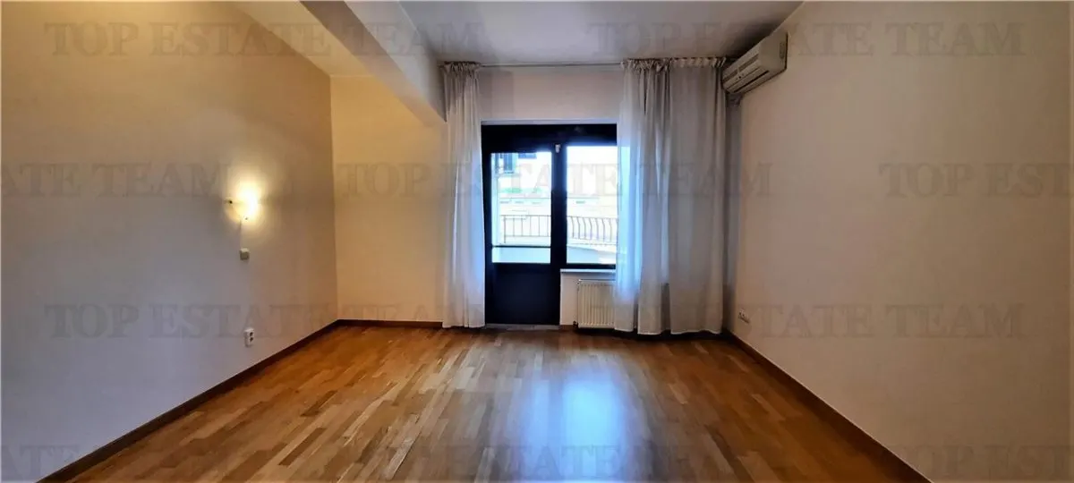 Four-Bedroom Apartment for Rent, Exceptional Views, Arcul de Triumf - foto 9