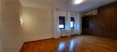 Four-Bedroom Apartment for Rent, Exceptional Views, Arcul de Triumf - foto 10