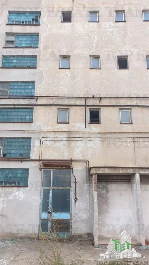 Industrial Building 4,346 sqm with 2,912 sqm Land, Militari - foto 2