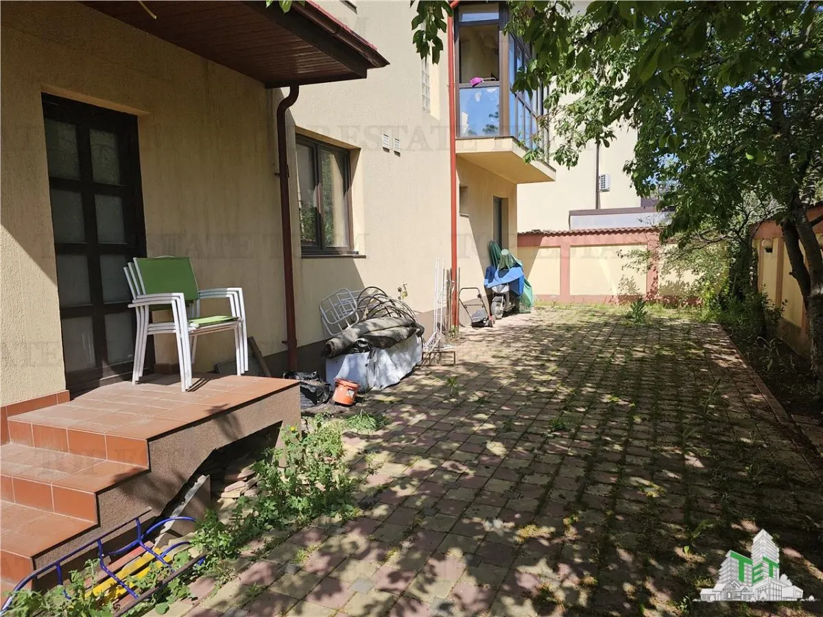 Spacious Villa with 65sqm Living Area, 300sqm Usable Space in Bragadiru - foto 5