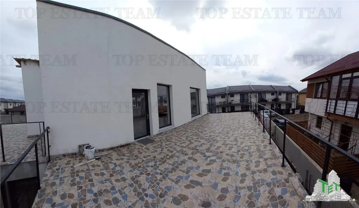 Villa Suitable for Commercial Space/Event Venue in Bragadiru with 5 Parking Spaces - foto 12