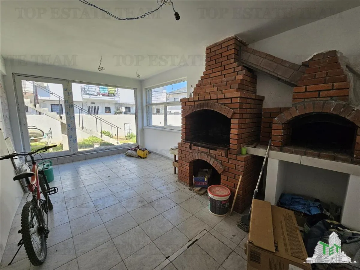 Villa Suitable for Commercial Space/Event Venue in Bragadiru with 5 Parking Spaces - foto 5