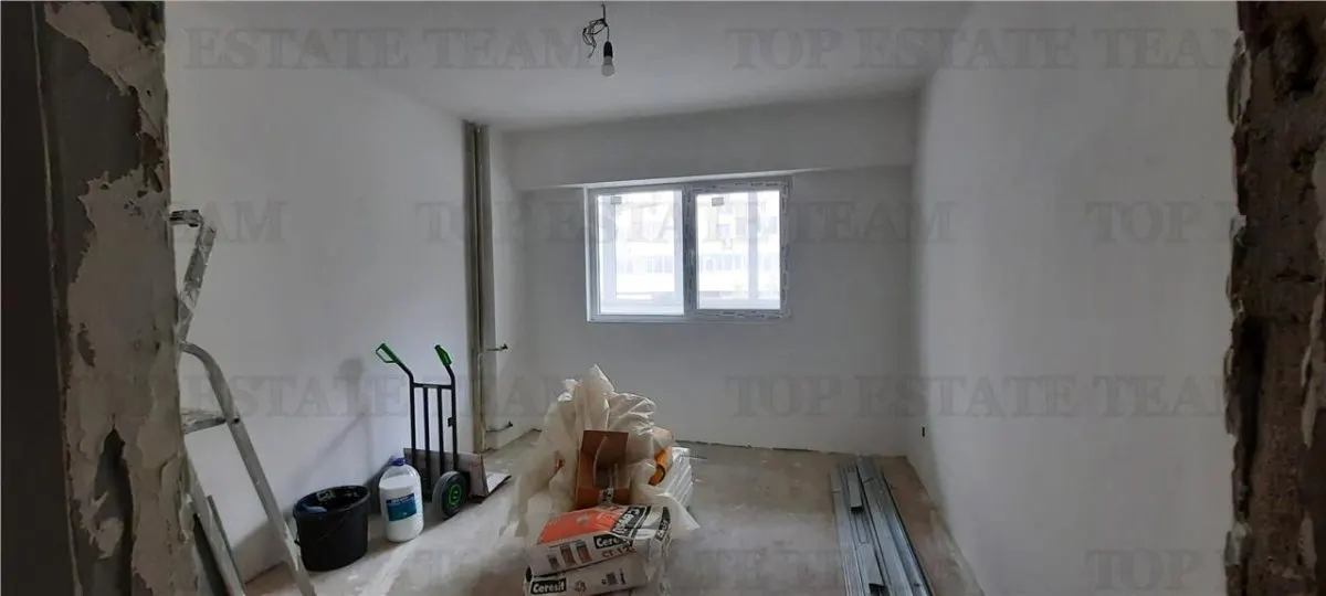 Three-Bedroom Apartment, First Floor, 1 Mai Square, Ion Mihalache - foto 5