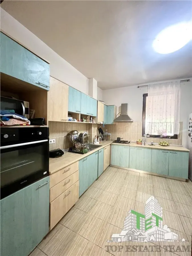 Individual Villa with Garage – P+1+M, 652m² Plot, 1 Mai Street, Otopeni - foto 14