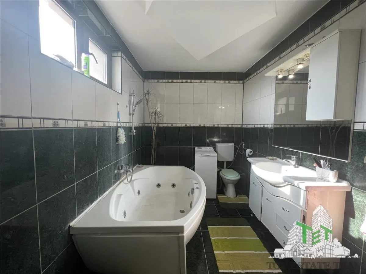 Individual Villa with Garage – P+1+M, 652m² Plot, 1 Mai Street, Otopeni - foto 18