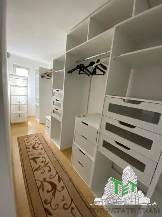 6-Bedroom Villa with Swimming Pool, 20 Minutes from Bucharest - foto 15