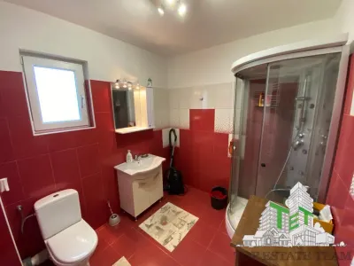 6-Bedroom Villa with Swimming Pool, 20 Minutes from Bucharest - foto 18