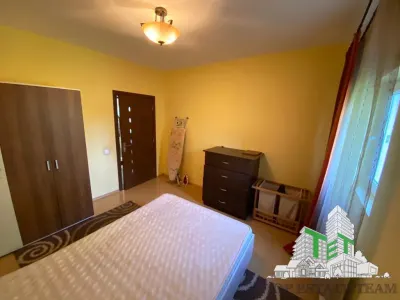 6-Bedroom Villa with Swimming Pool, 20 Minutes from Bucharest - foto 8