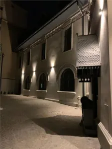Fully Restored Brâncovenesc Villa – Elegance, Heritage & Modern Amenities - foto 17