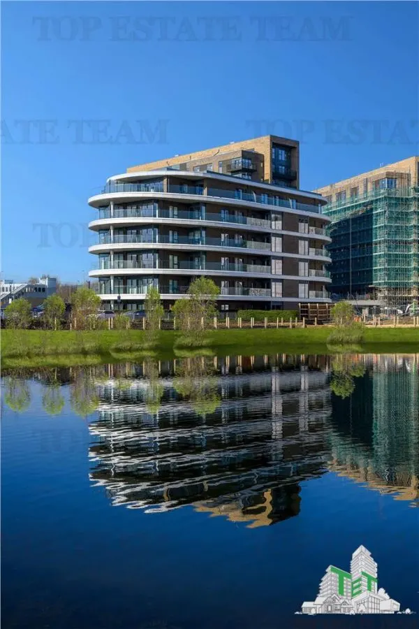 Two-Bedroom Apartments, Bankside Gardens, Berkshire, UK - foto 7