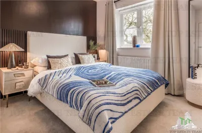 3-Bedroom House, Abbey Barn Park, Deangarden Reach, United Kingdom - foto 11