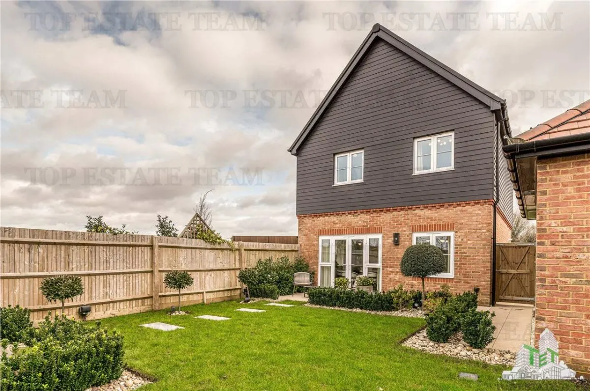 3-Bedroom House, Abbey Barn Park, Deangarden Reach, United Kingdom - foto 20