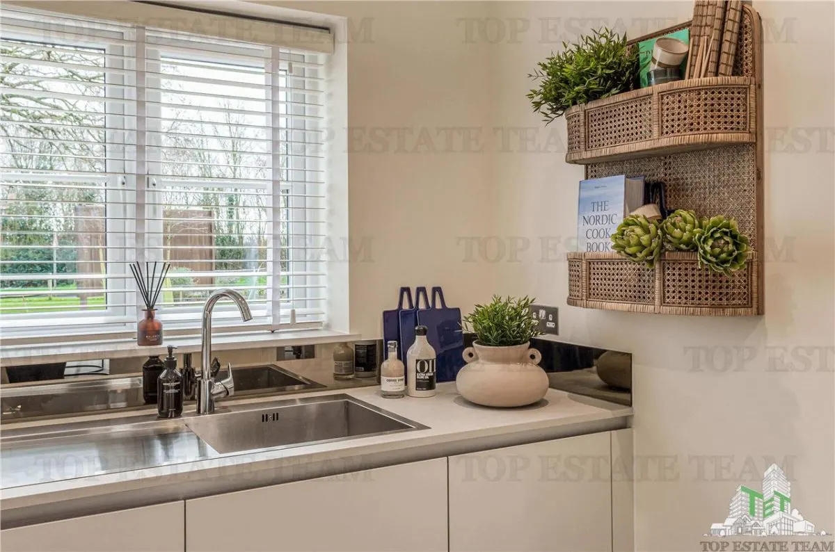 3-Bedroom House, Abbey Barn Park, Deangarden Reach, United Kingdom - foto 7