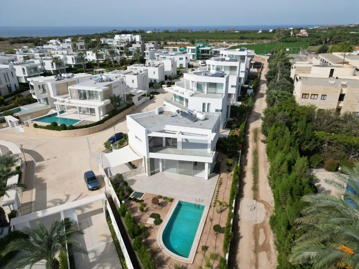 Villa for Sale in Paphos, Cyprus - foto 4
