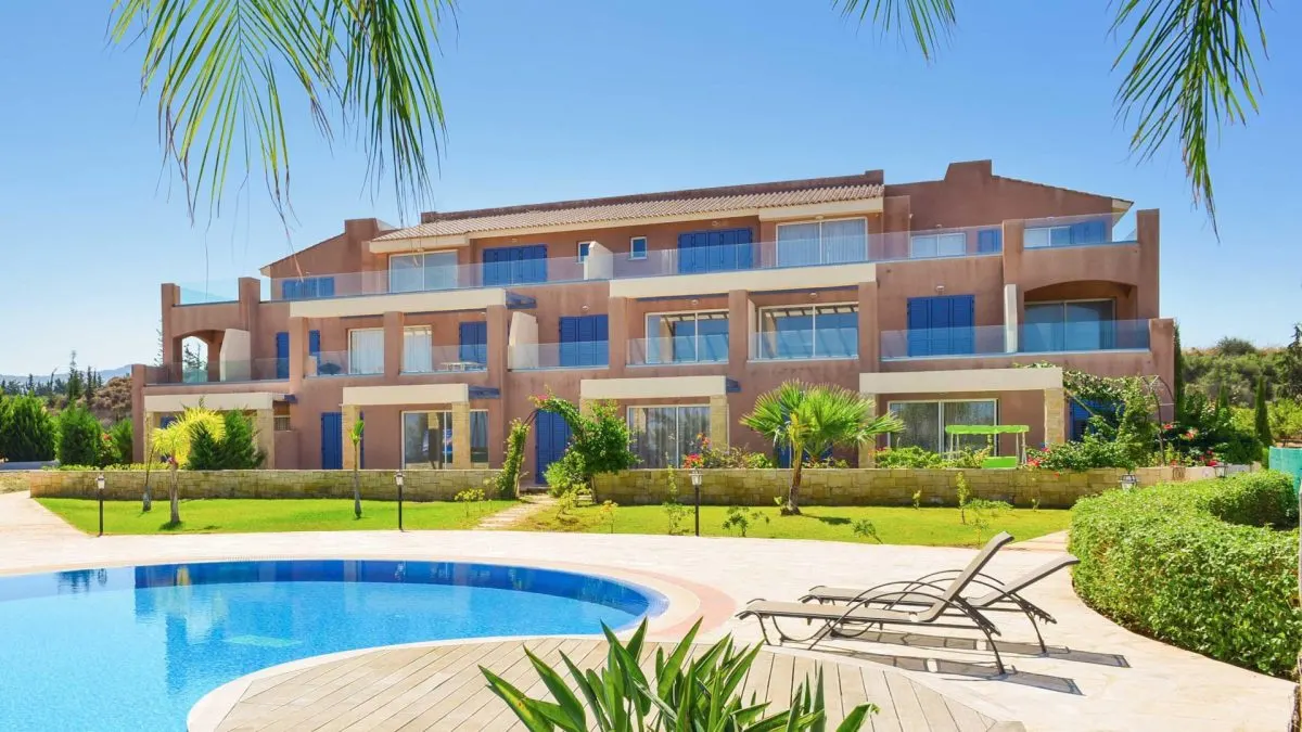 Apartment for Sale in Paphos, Cyprus - foto 1